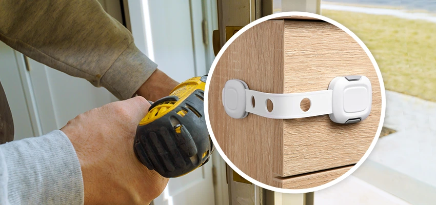 Childproof Sliding Door Locks in Lindsay, CA