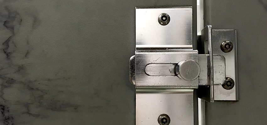 Fix A Room Door Lock in Lindsay, CA